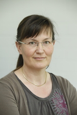 Stella Büker